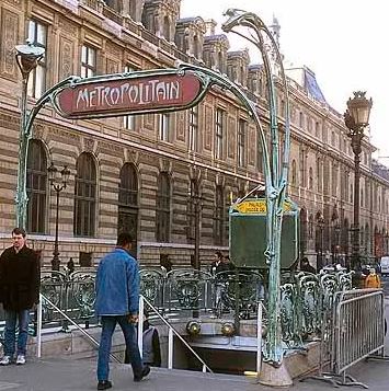paris metro station